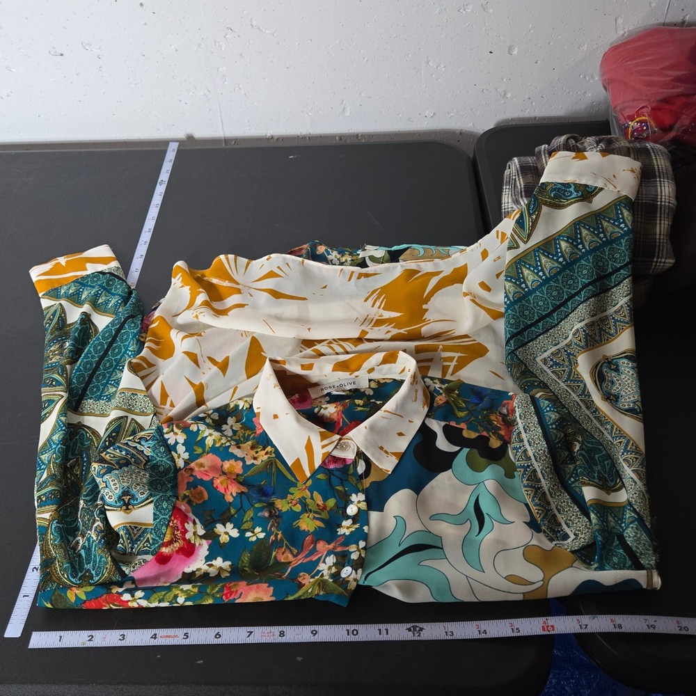 Rose + Olive Mixed Print Floral Paisley Button Top Small Abstract Boho Patchwork - Picture 9 of 11